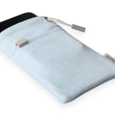 moshi_ipouch_universal_case_for_iphone_and_ipod_touch_3
